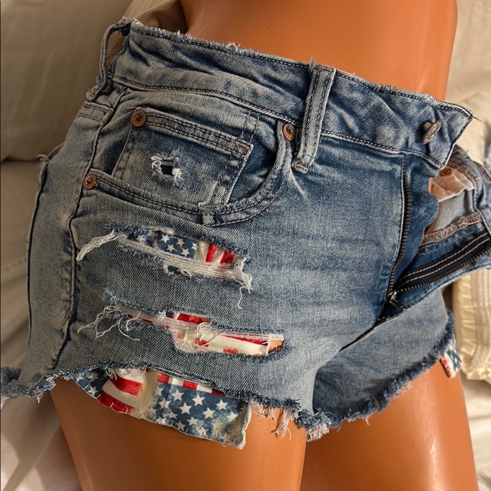 AMERICAN EAGLE JEANS Distressed Denim next level stretch Shorts USA Americana